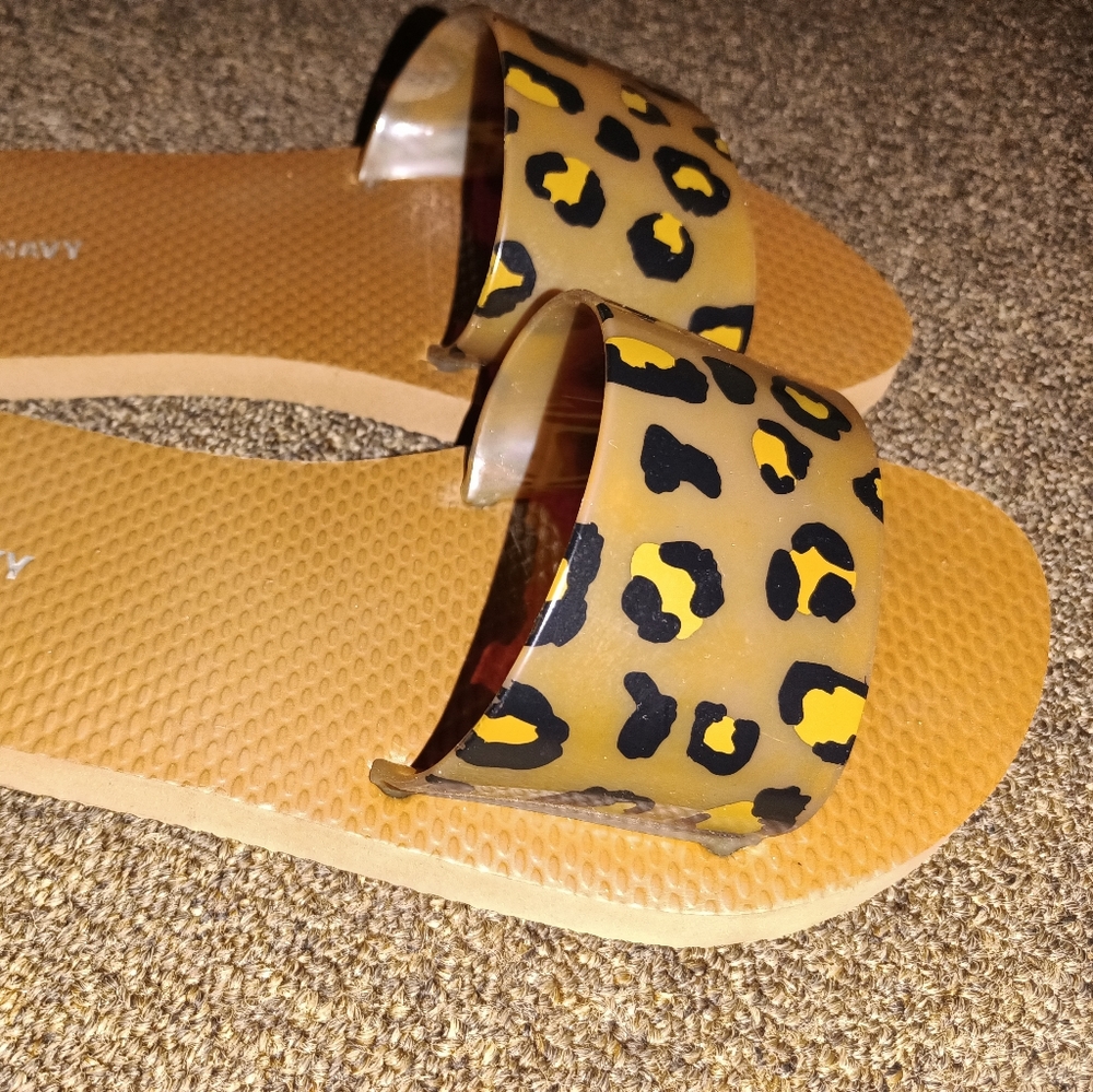 Old Navy Leopard Slides
